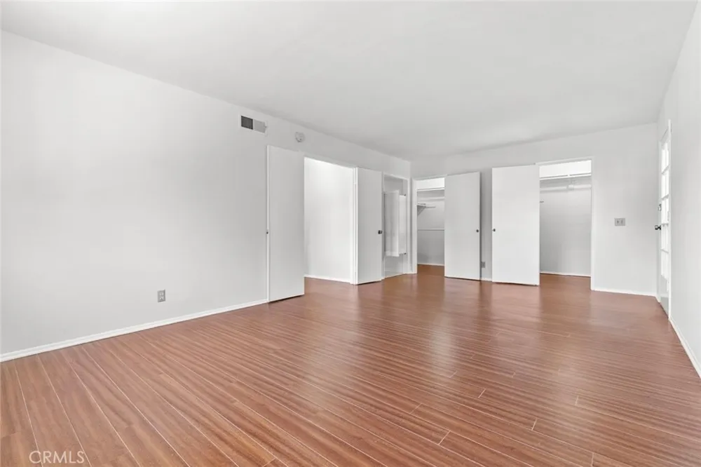 1321 Greenbriar Road Glendale, CA 91207