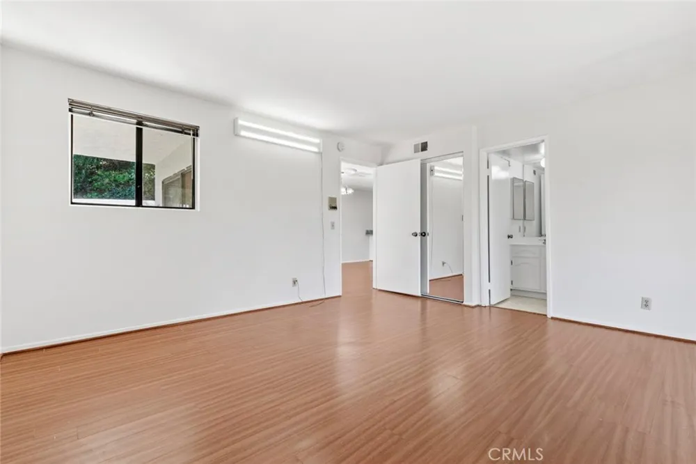 1321 Greenbriar Road Glendale, CA 91207