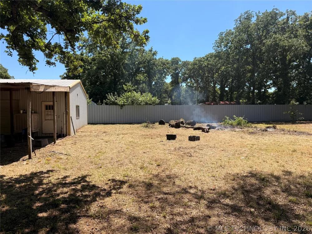 83 Persimmon Street Cartwright, OK 74731