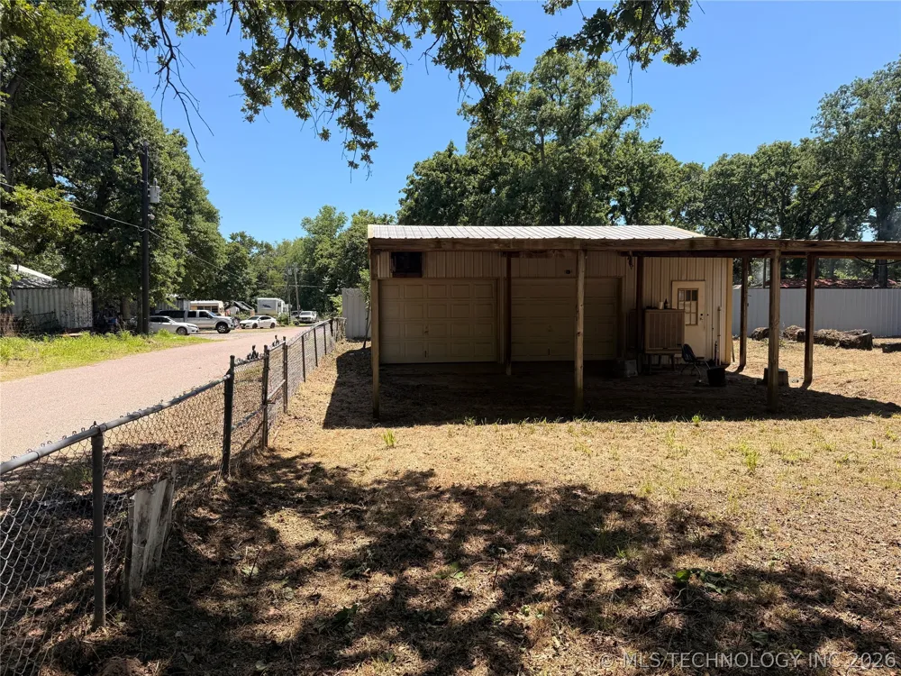 83 Persimmon Street Cartwright, OK 74731