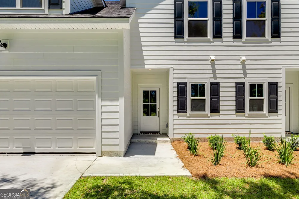 1012 Hedge ST NE Townsend, GA 31331