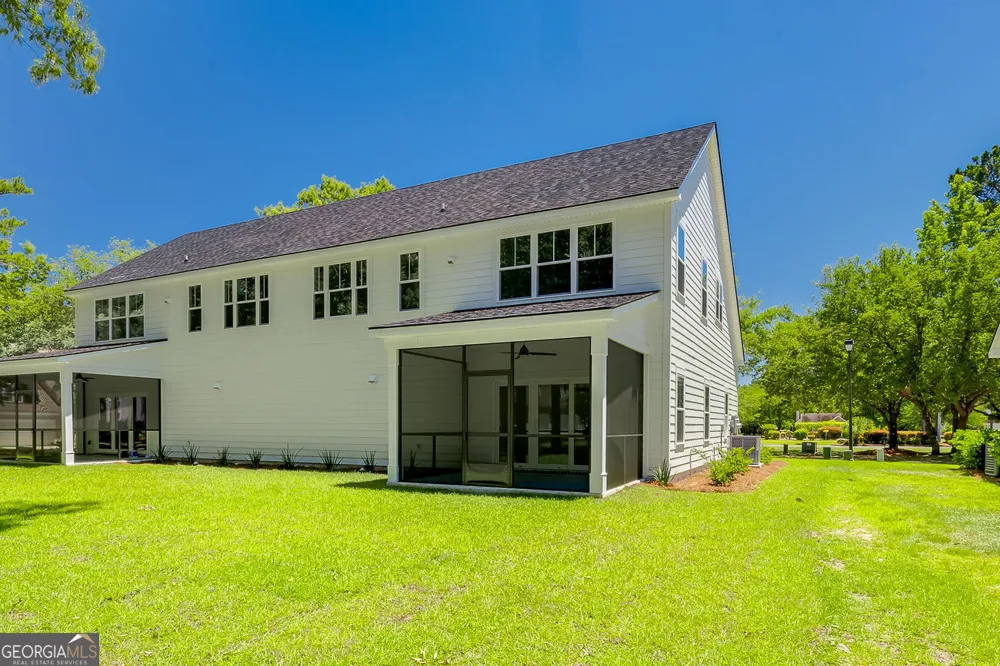 1012 Hedge ST NE Townsend, GA 31331