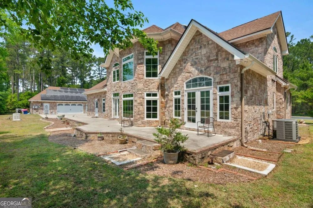 1198 Fiddlers CV NE Townsend, GA 31331