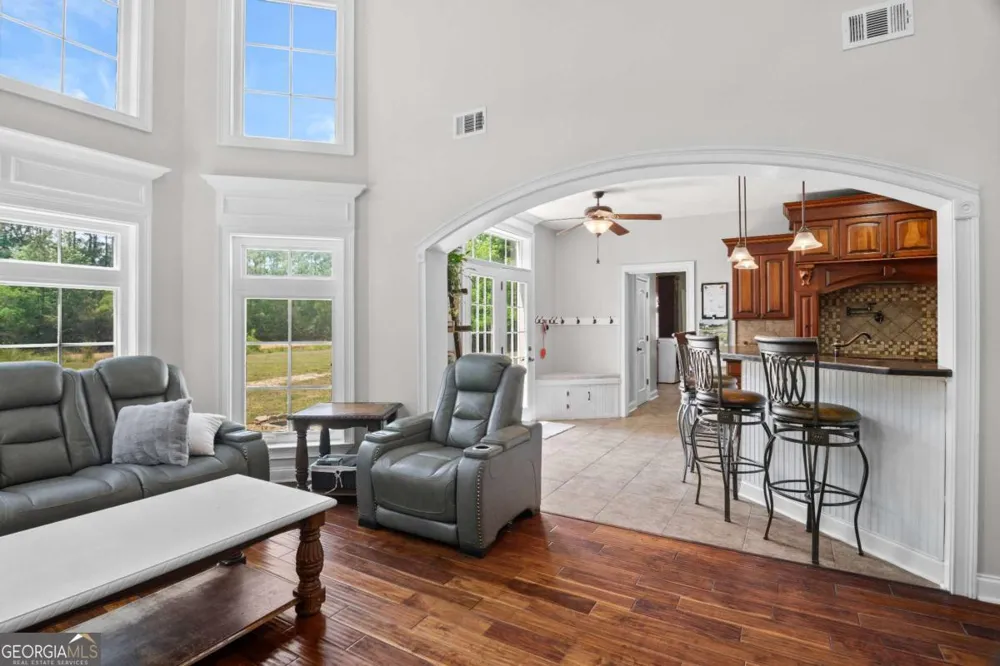 1198 Fiddlers CV NE Townsend, GA 31331