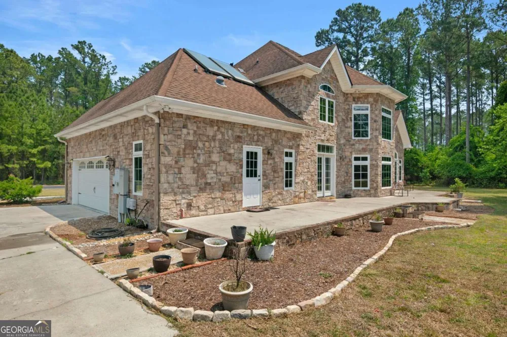 1198 Fiddlers CV NE Townsend, GA 31331