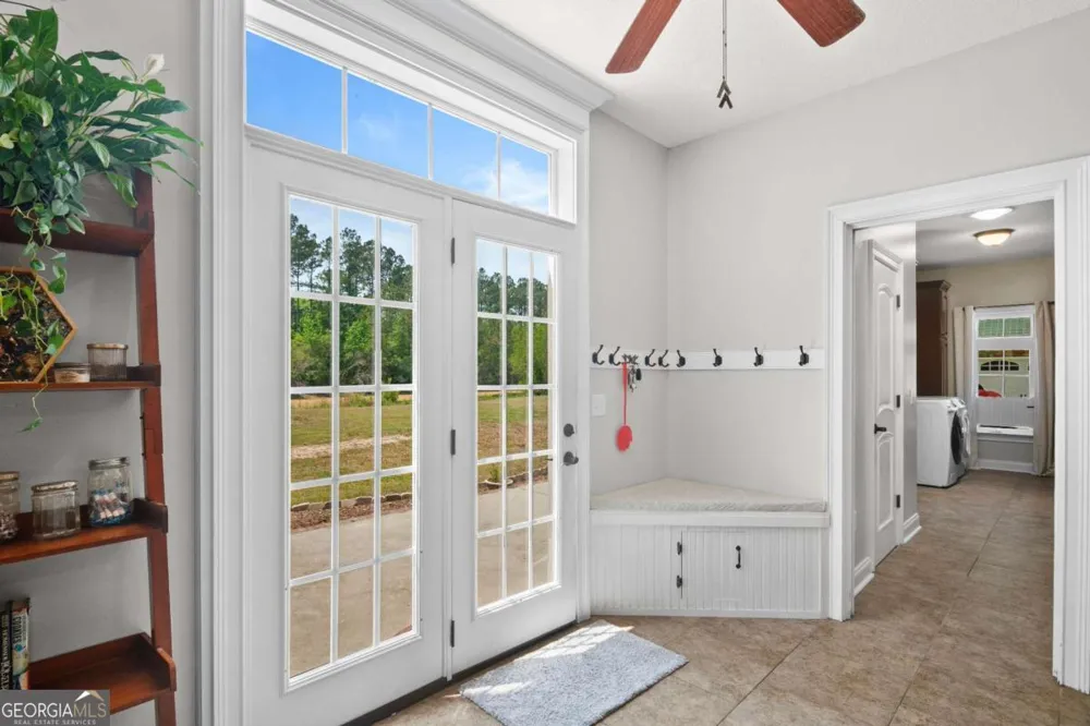 1198 Fiddlers CV NE Townsend, GA 31331