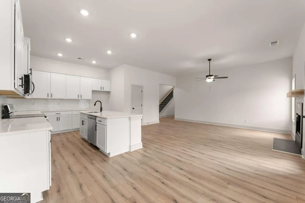 208 Squirrel RUN Good Hope, GA 30641