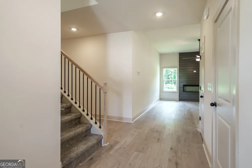 208 Squirrel RUN Good Hope, GA 30641