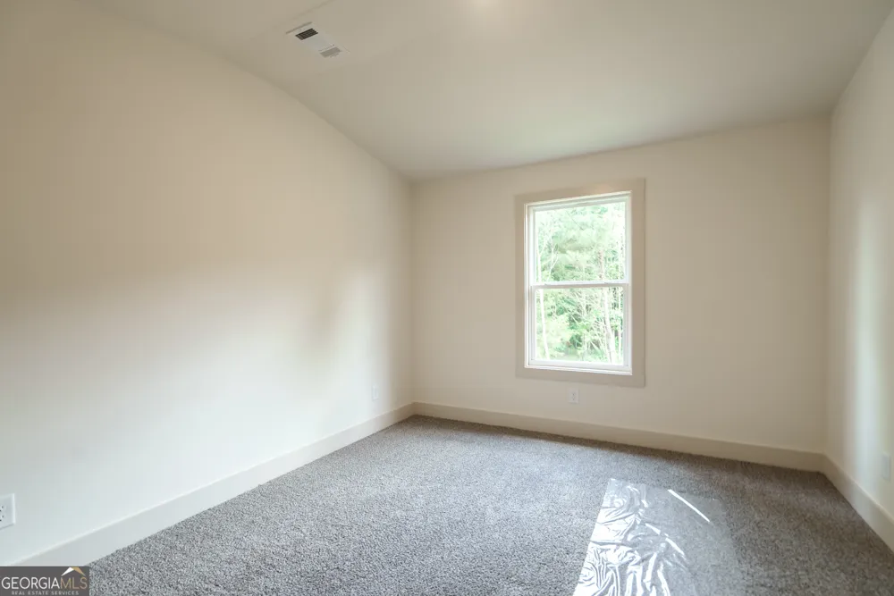 208 Squirrel RUN Good Hope, GA 30641