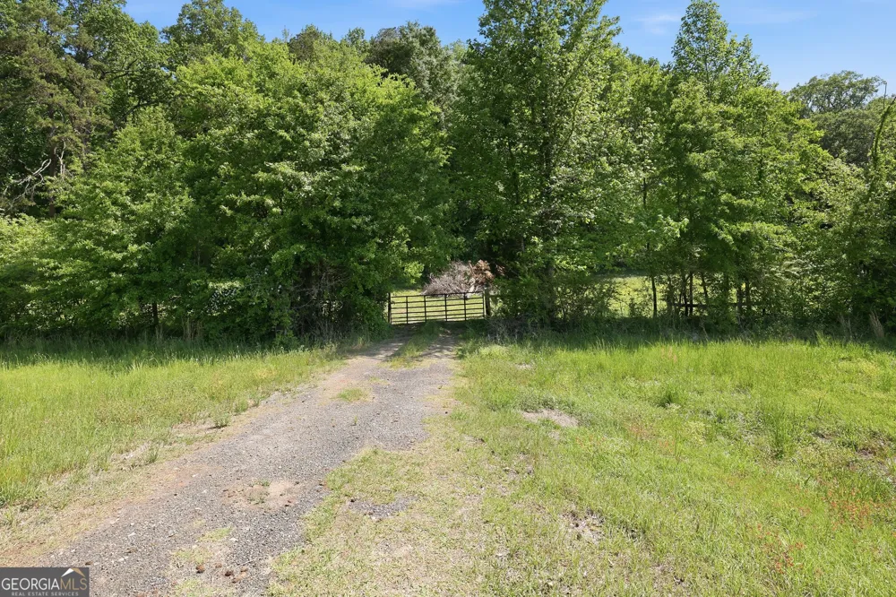 3120 W Currahee ST Toccoa, GA 30577