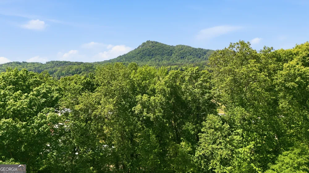 3120 W Currahee ST Toccoa, GA 30577