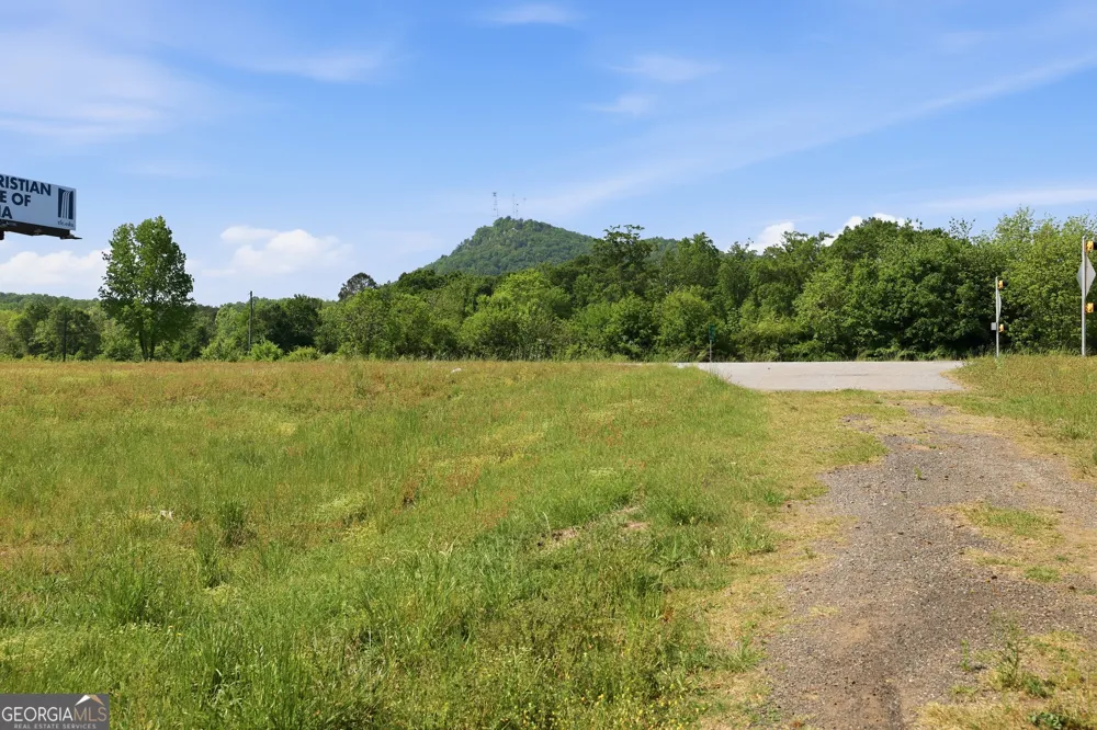 3120 W Currahee ST Toccoa, GA 30577