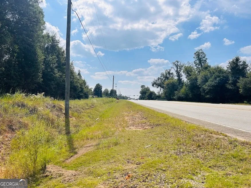 1434 South Mock RD Albany, GA 31708