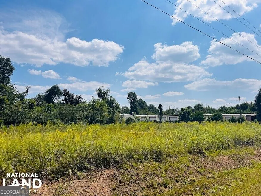 1434 South Mock RD Albany, GA 31708