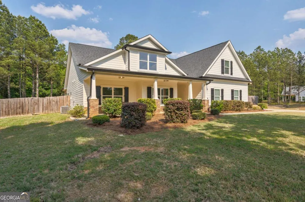 2712 Jones Holly RD Good Hope, GA 30641