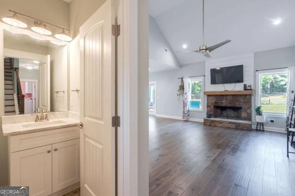 2712 Jones Holly RD Good Hope, GA 30641