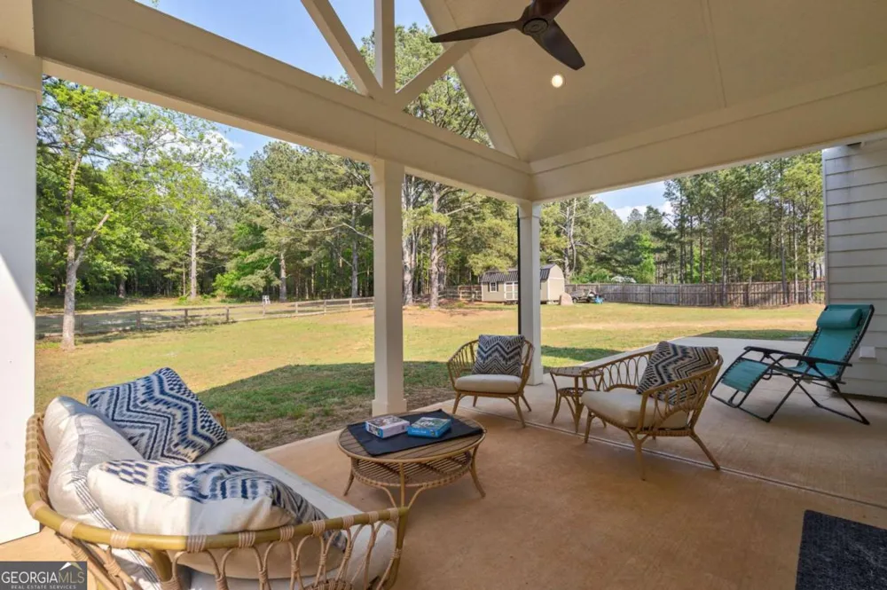 2712 Jones Holly RD Good Hope, GA 30641