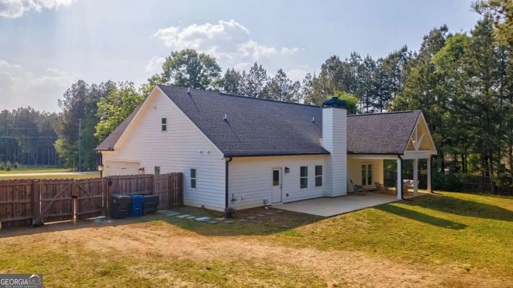 2712 Jones Holly RD Good Hope, GA 30641