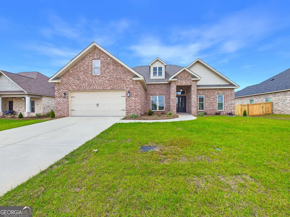 132 Blue Mist LN Kathleen, GA 31047