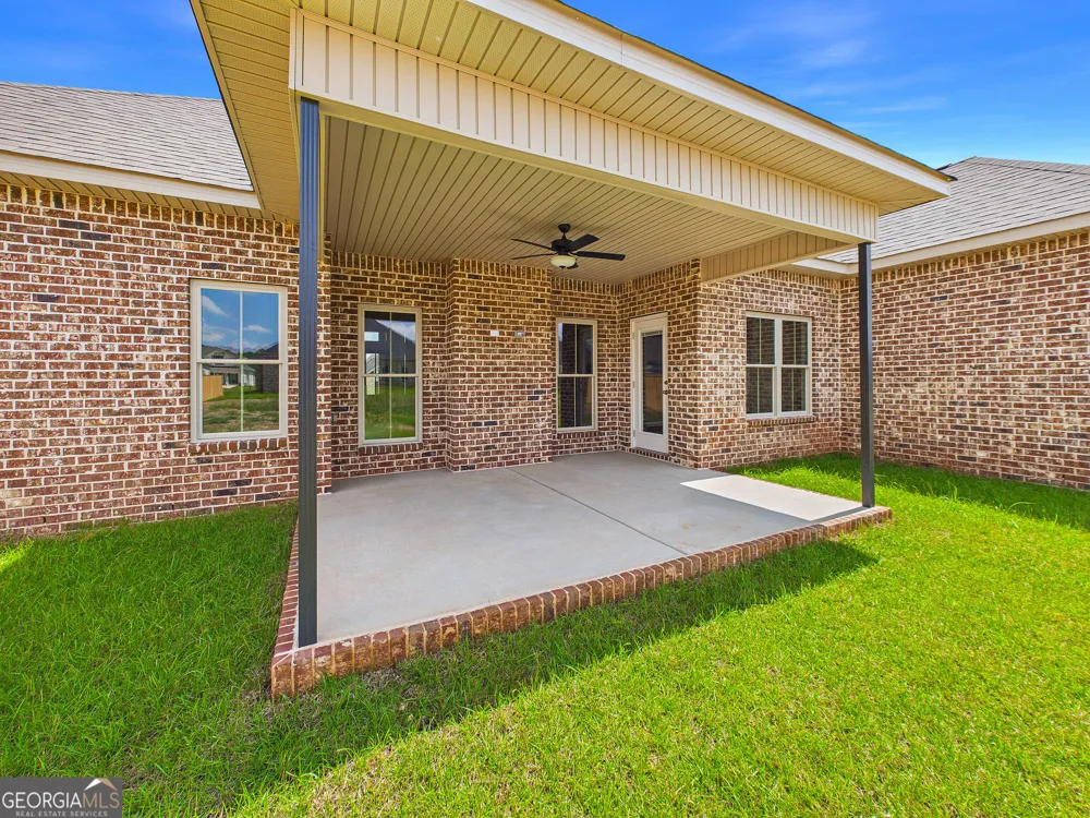132 Blue Mist LN Kathleen, GA 31047