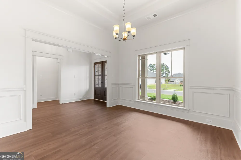 142 Blue Mist LN Kathleen, GA 31047