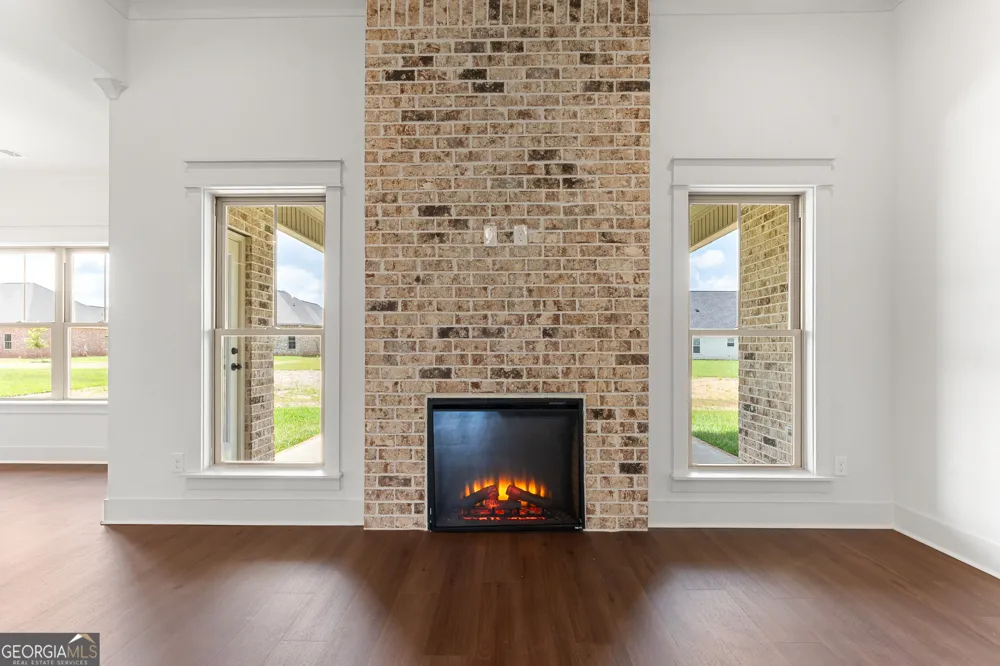 142 Blue Mist LN Kathleen, GA 31047