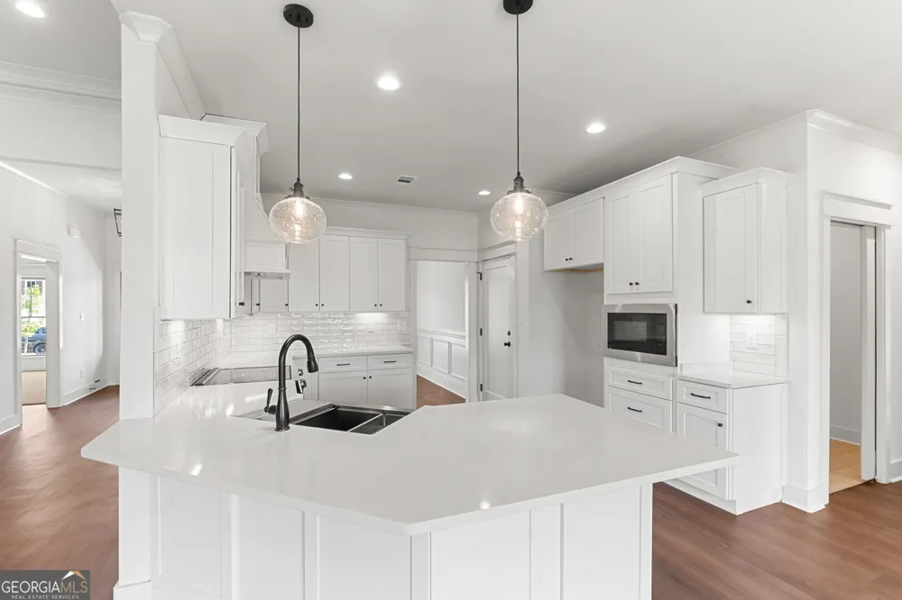 142 Blue Mist LN Kathleen, GA 31047