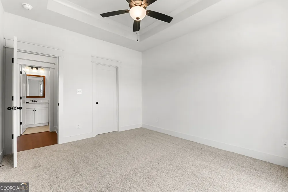 142 Blue Mist LN Kathleen, GA 31047