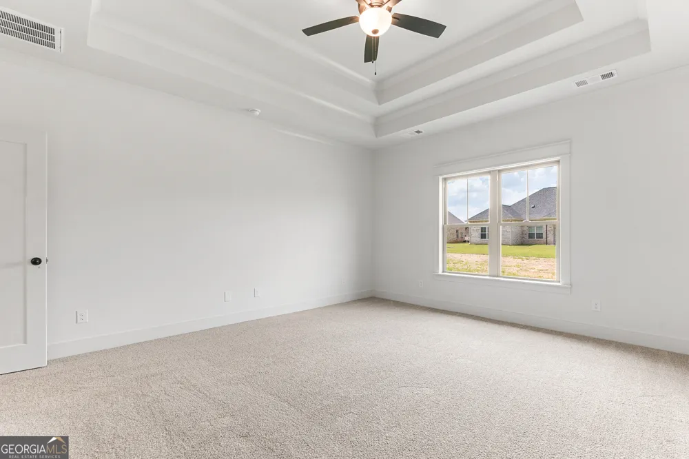 142 Blue Mist LN Kathleen, GA 31047