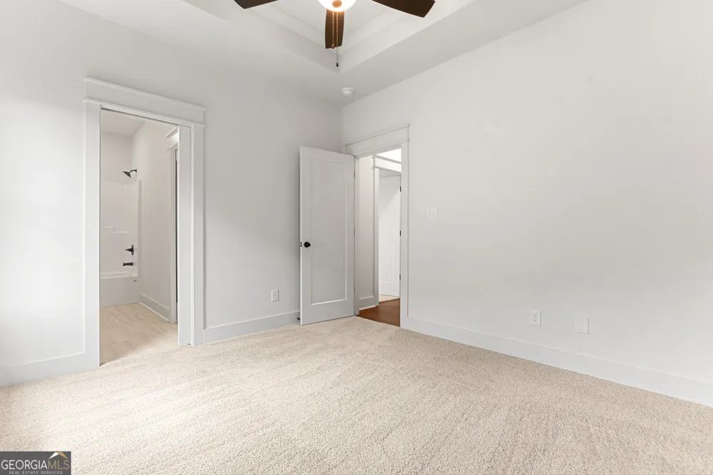 142 Blue Mist LN Kathleen, GA 31047