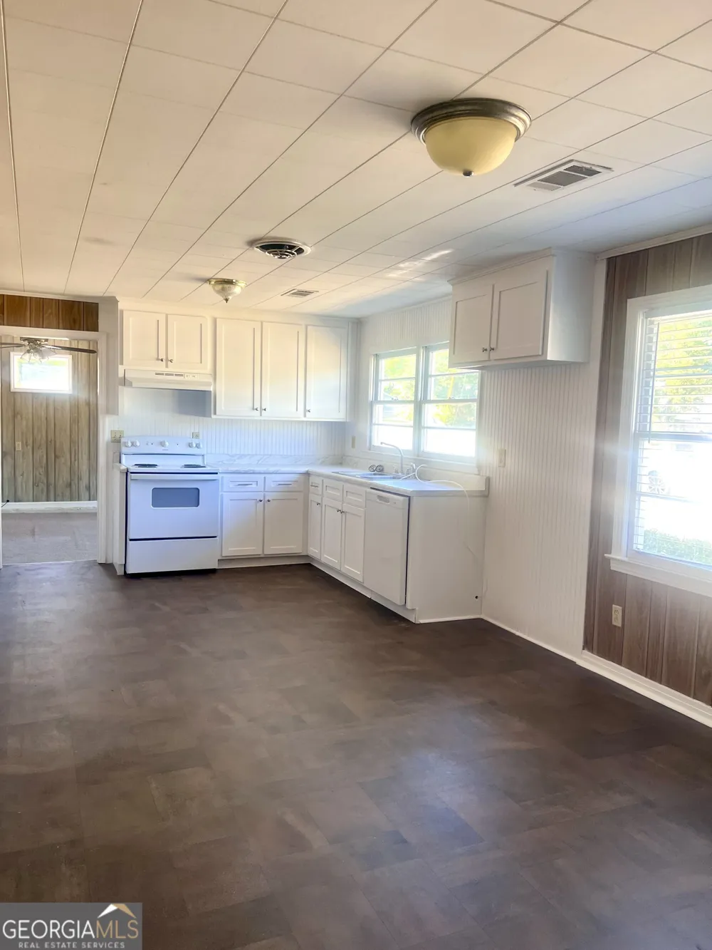 528 Karen DR Eastman, GA 31023