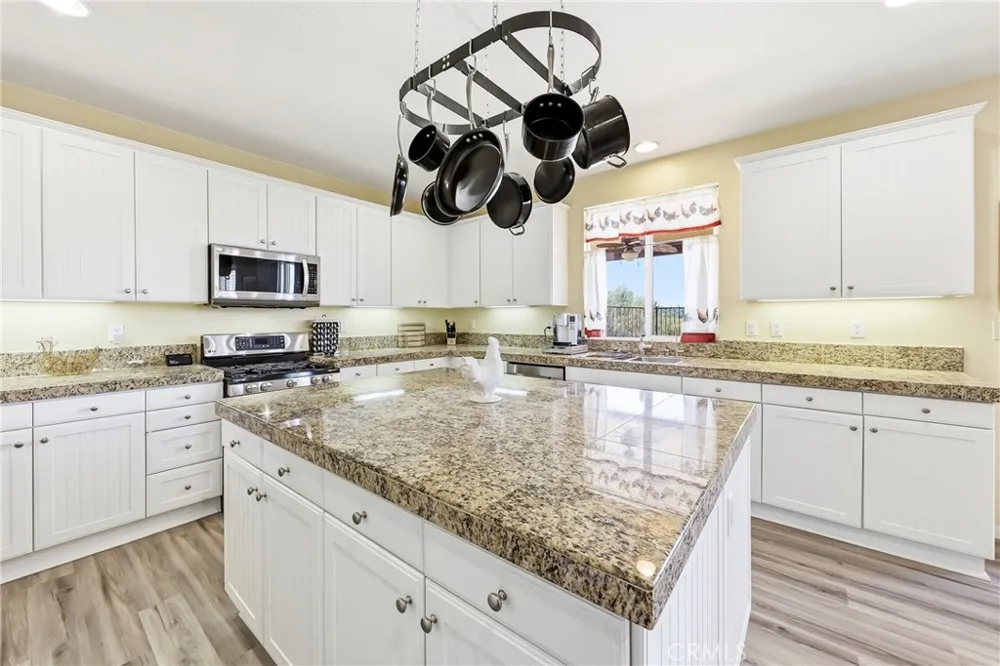 35071 Trevino Beaumont, CA 92223