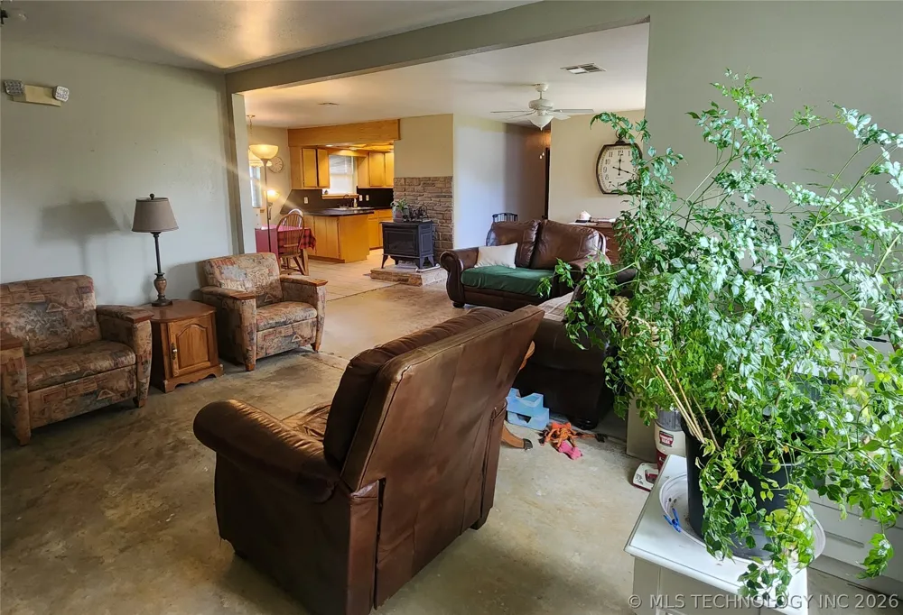 149 W Ruth Atoka, OK 74525
