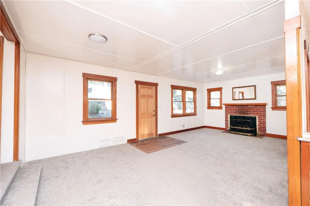 968 Ca-189 Twin Peaks, CA 92391