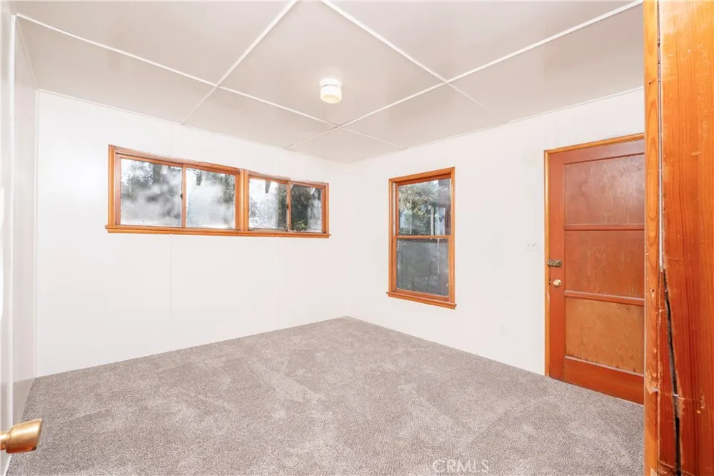 968 Ca-189 Twin Peaks, CA 92391