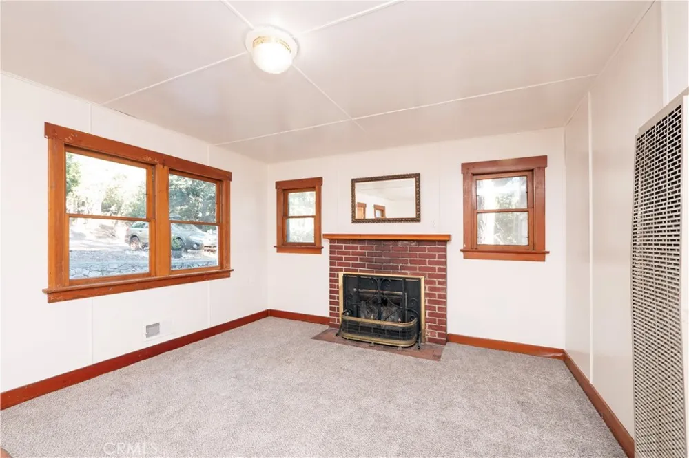 968 Ca-189 Twin Peaks, CA 92391