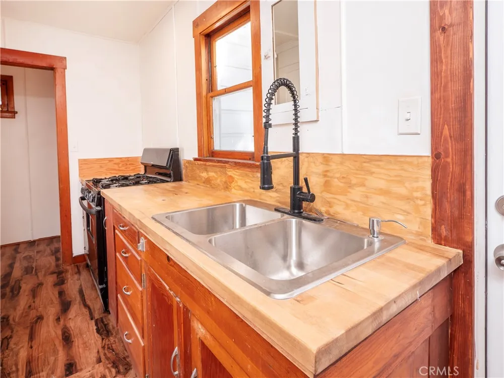 968 Ca-189 Twin Peaks, CA 92391