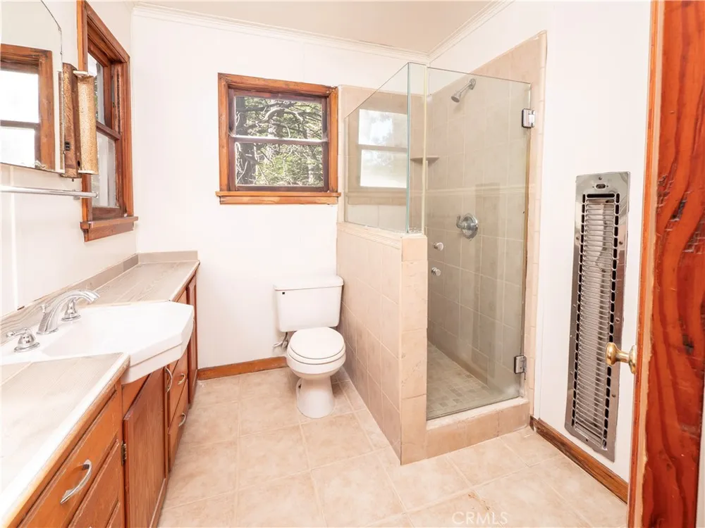 968 Ca-189 Twin Peaks, CA 92391