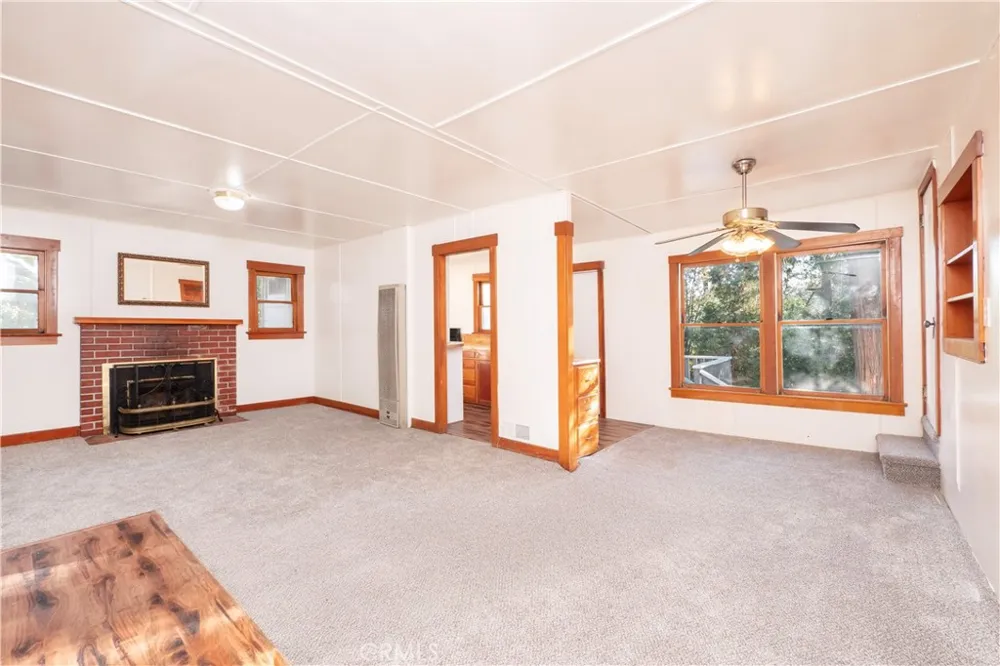 968 Ca-189 Twin Peaks, CA 92391