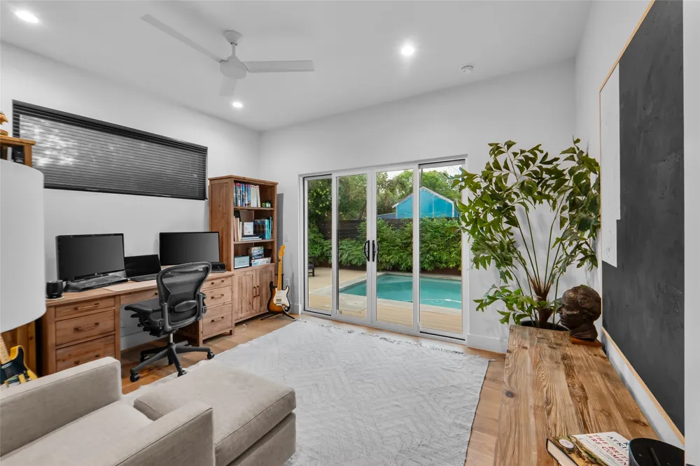 8300 Hathaway Drive Austin, TX 78757