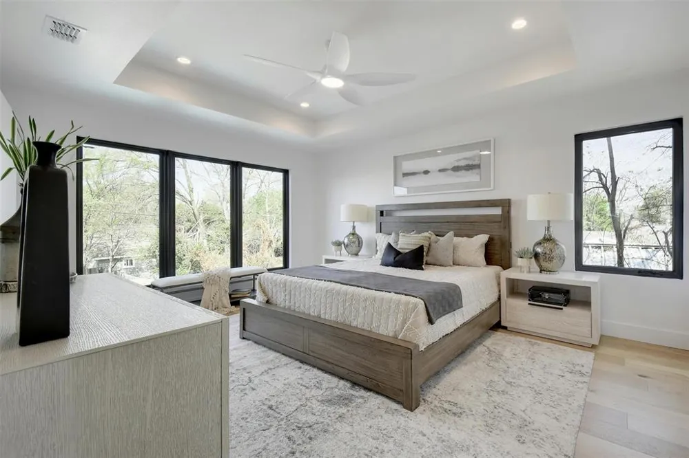8300 Hathaway Drive Austin, TX 78757