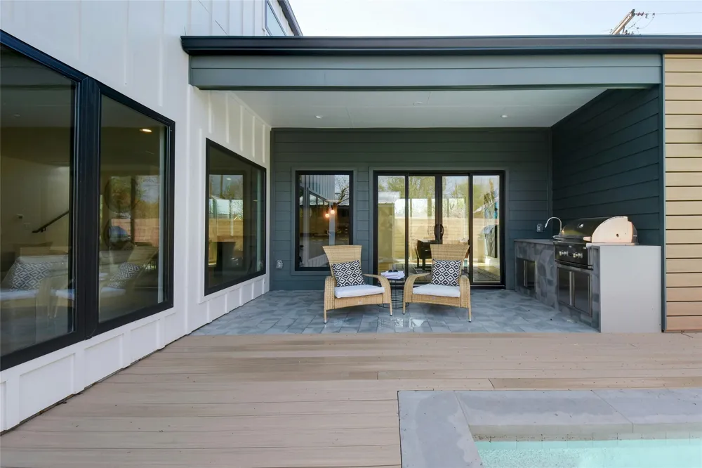 8300 Hathaway Drive Austin, TX 78757