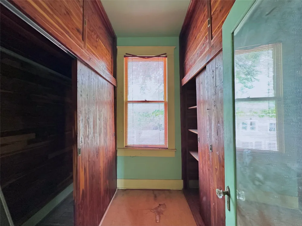 727 Pine Street San Antonio, TX 78202