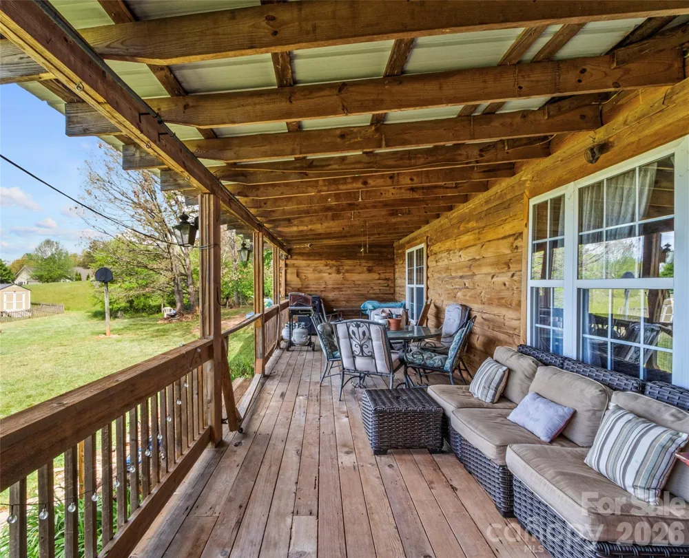 120 Lillie Lane Marshall, NC 28753