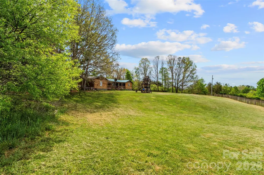 120 Lillie Lane Marshall, NC 28753