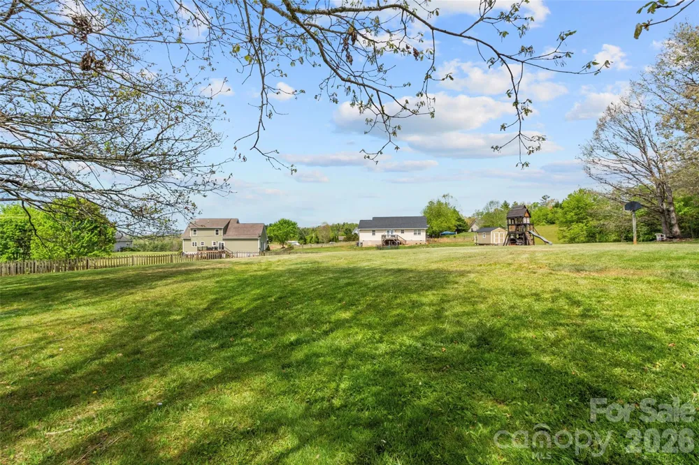120 Lillie Lane Marshall, NC 28753