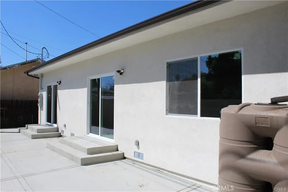 10359 Telfair Pacoima, CA 91331
