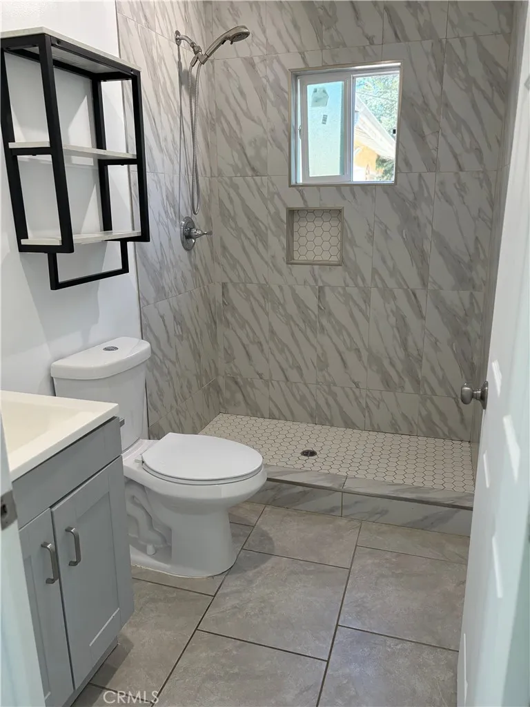 10359 Telfair Pacoima, CA 91331