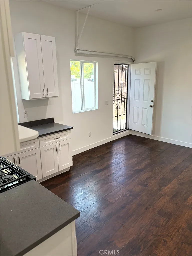 10359 Telfair Pacoima, CA 91331