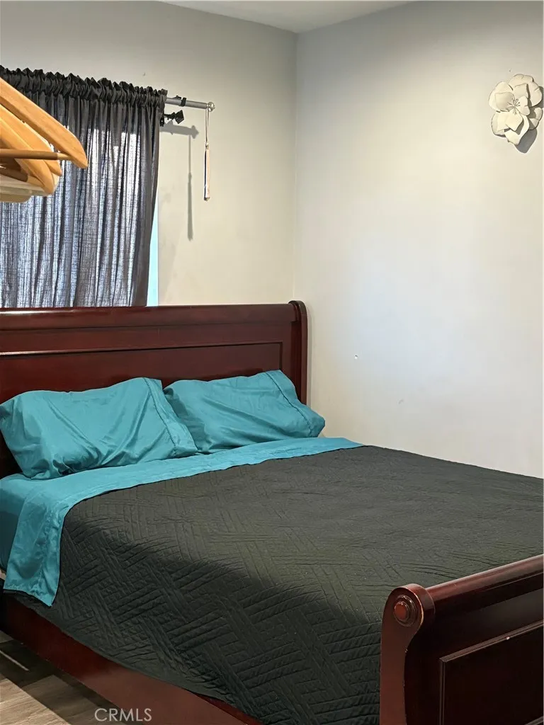 10359 Telfair Pacoima, CA 91331